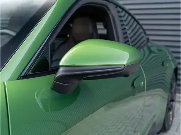 PORSCHE Taycan Basis 20'' LED Head-Up Display uvm.