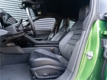 PORSCHE Taycan Basis 20'' LED Head-Up Display uvm.