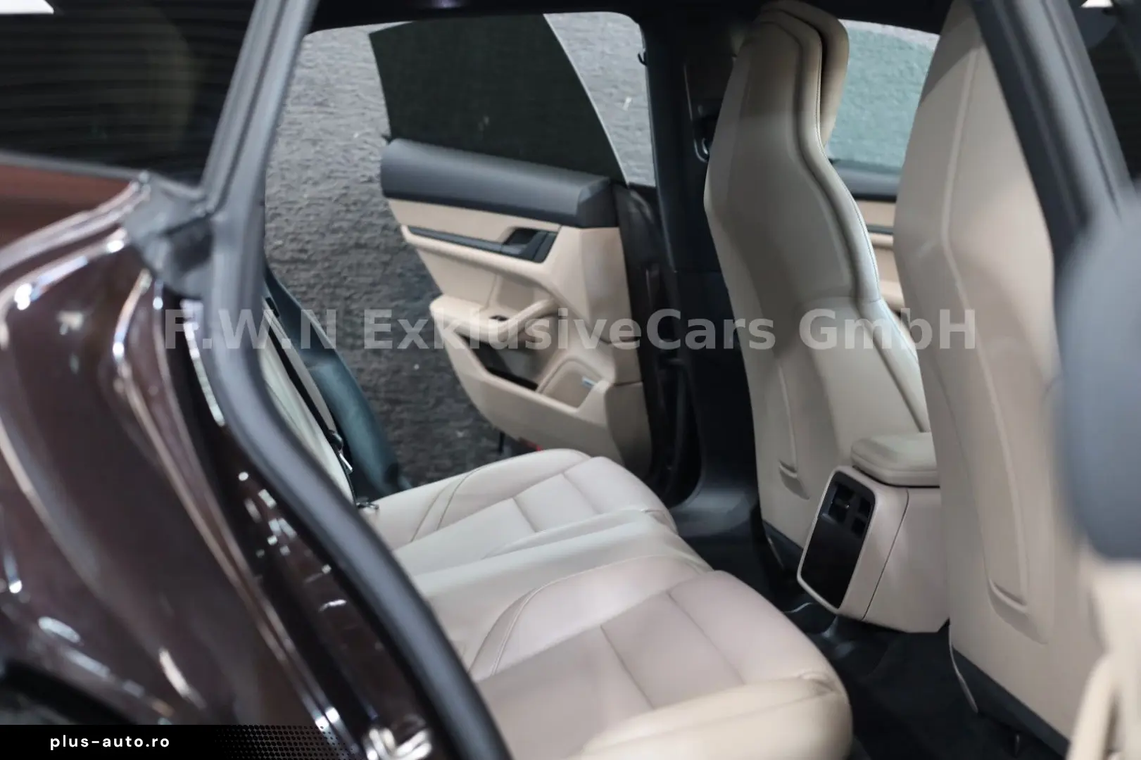 PORSCHE Taycan Cross Turismo 4 93 4kWh Apporved 01 2027