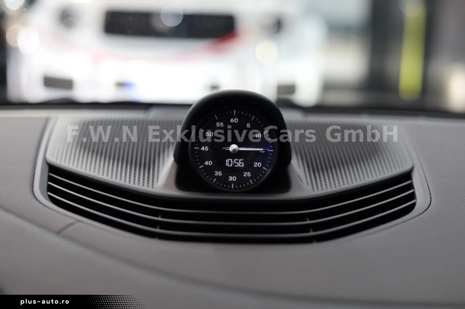 PORSCHE Taycan Cross Turismo 4 93 4kWh Apporved 01 2027