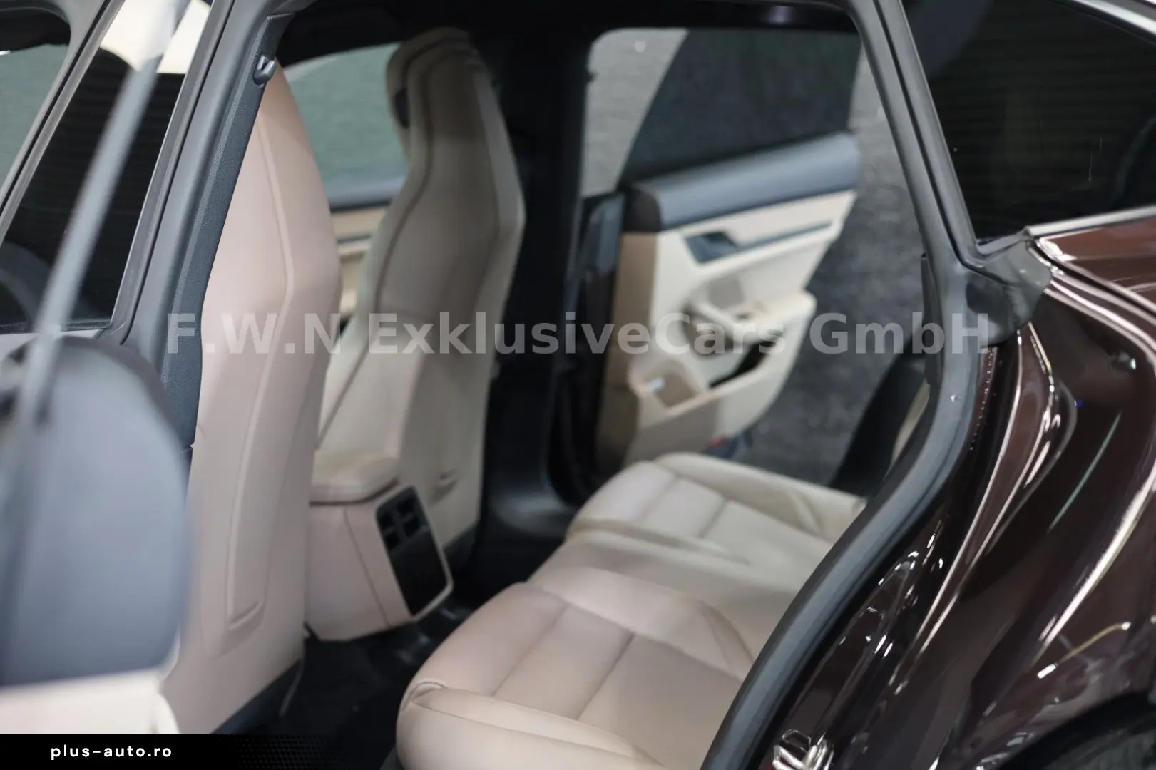 PORSCHE Taycan Cross Turismo 4 93 4kWh Apporved 01 2027