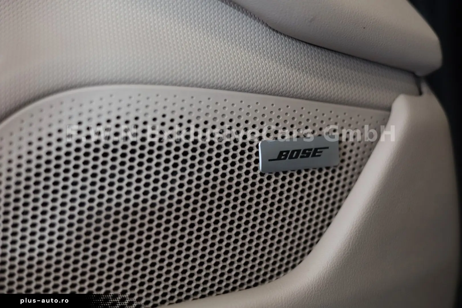 PORSCHE Taycan Cross Turismo 4 93 4kWh Apporved 01 2027