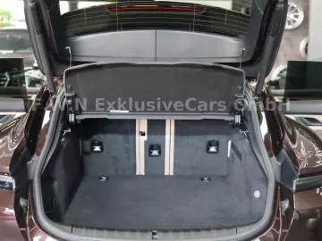 PORSCHE Taycan Cross Turismo 4 93 4kWh Apporved 01 2027