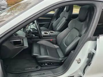 PORSCHE Taycan 4 S Panorama ACC Sitzbelüftung HuD