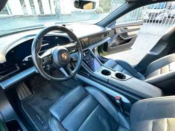 PORSCHE Taycan 4S - Keramik Approved Perfor. LP 169.415€
