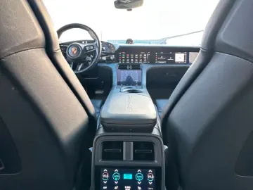 PORSCHE Taycan 4S - Keramik Approved Perfor. LP 169.415€