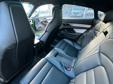 PORSCHE Taycan 4S - Keramik Approved Perfor. LP 169.415€