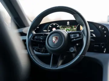 PORSCHE Taycan 4S Performancebatterie Plus - PID - ACC -