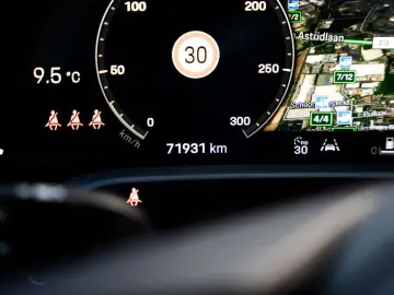 PORSCHE Taycan 4S Performancebatterie Plus - PID - ACC -