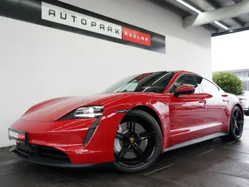 PORSCHE Taycan rot-rot LUFT PANO ACC 18W BOSE MATRIX 21z