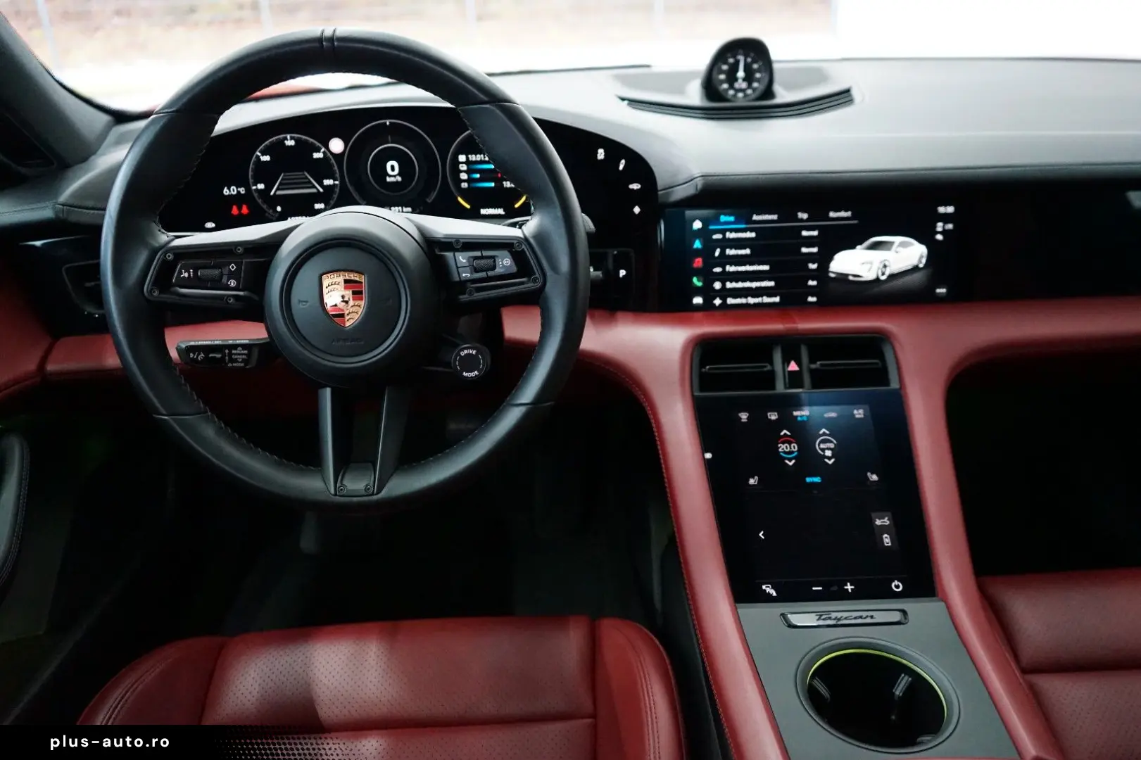 PORSCHE Taycan rot-rot LUFT PANO ACC 18W BOSE MATRIX 21z