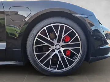 PORSCHE Taycan Approved 4S LIFT 20Turbo PDLS