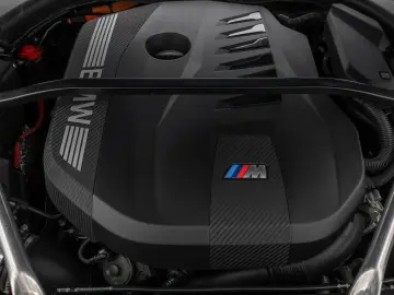 BMW M760e Sky Lounge B&W Fond Ent M-Performance Voll