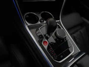 BMW M8 Competition xD GranCoupé B&W Keramik MegaVoll