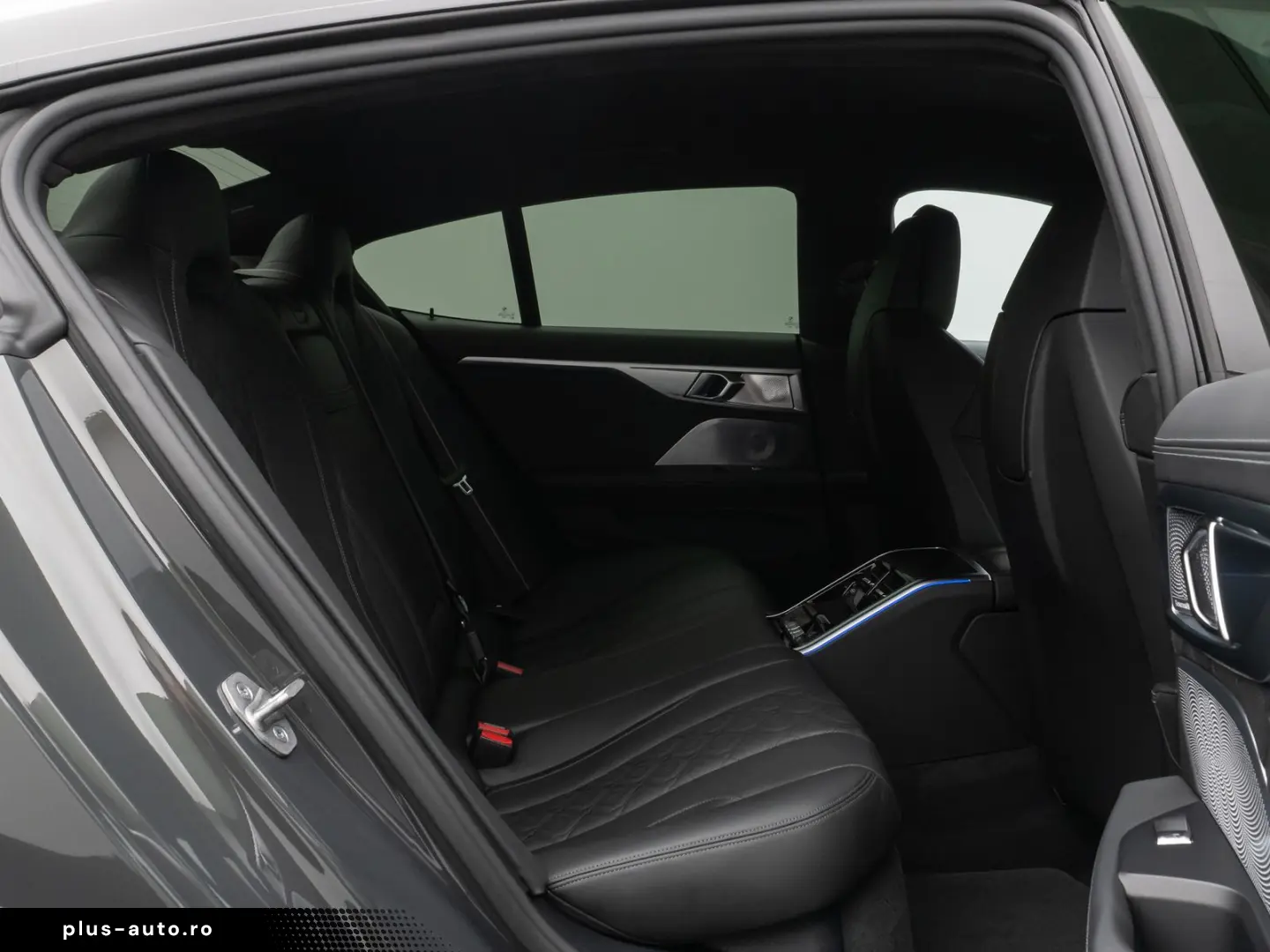 BMW M8 Competition xD GranCoupé B&W Keramik MegaVoll