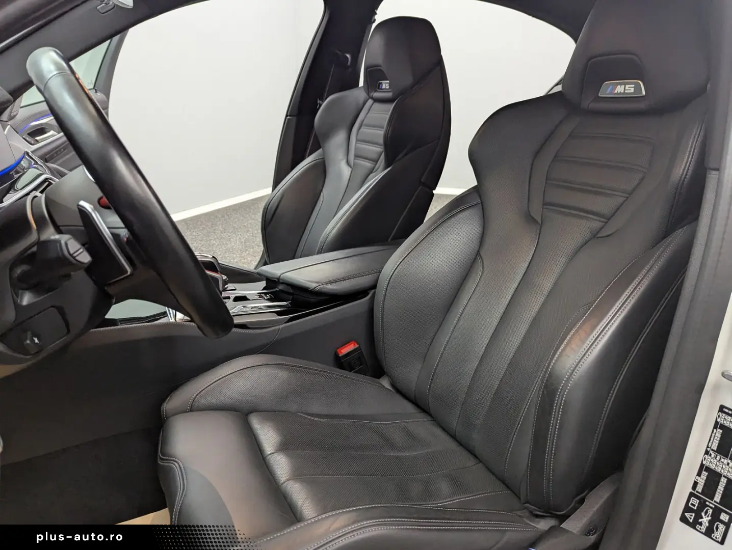 BMW M5 Competition CARBONDACH U-FREI DEUTSCH SITZKLI