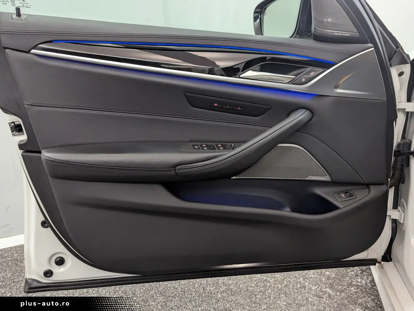 BMW M5 Competition CARBONDACH U-FREI DEUTSCH SITZKLI