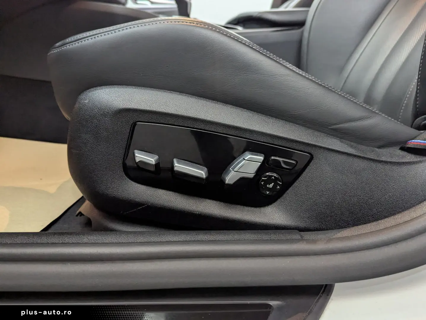 BMW M5 Competition CARBONDACH U-FREI DEUTSCH SITZKLI