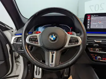 BMW M5 Competition CARBONDACH U-FREI DEUTSCH SITZKLI