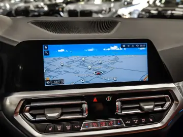 BMW M4 Coupé M Sport NAVI Sound Syst. PDC V H DAB