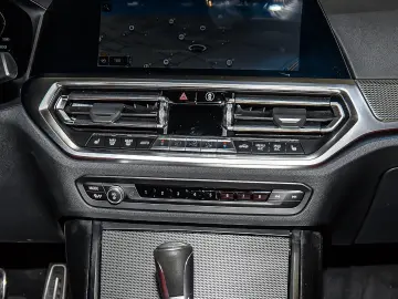 BMW M4 Coupé M Sport NAVI Sound Syst. PDC V H DAB