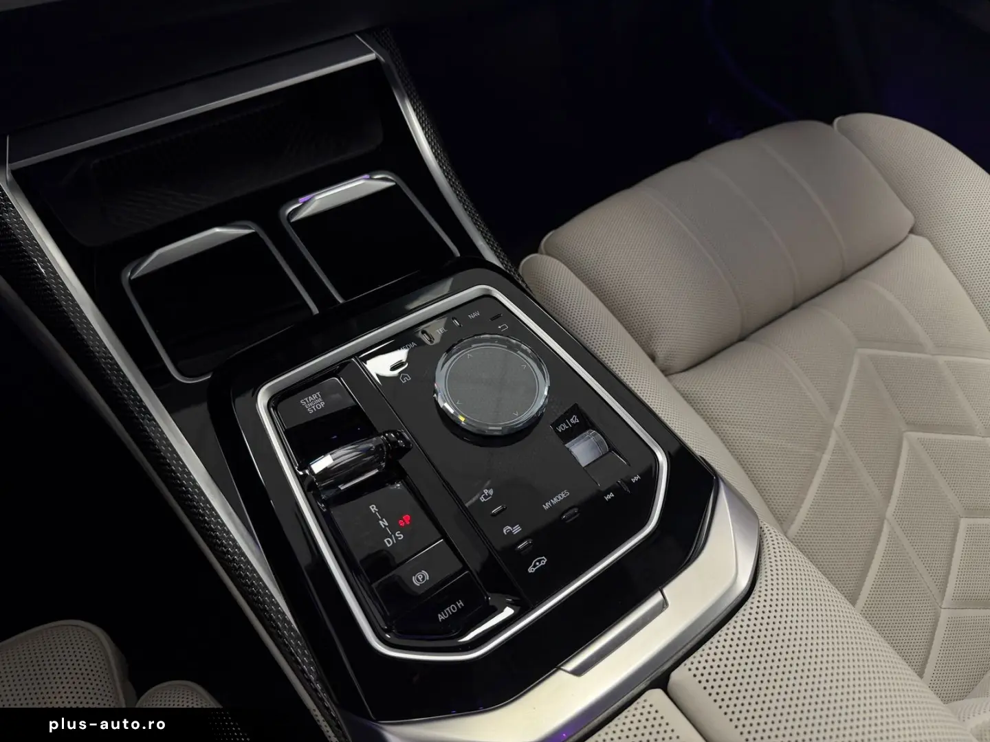 BMW M760 e xD M Performance Executive-P Fond-Ent TV