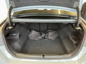 BMW M5 DrAsProf FernP 360  CarbonExt AHK SitzAC