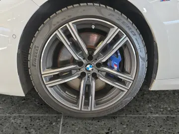 BMW M850i xDrive 360 Kamera Sitzbelüftung Soft Close