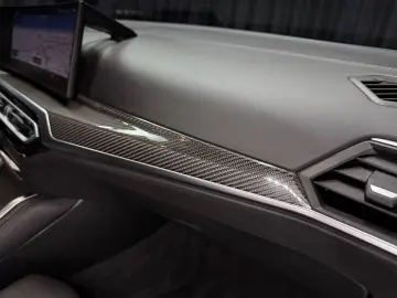 BMW M3 Limousine xDrive Competition CARBON HEAD-UP