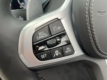 BMW M850 i xDrive HUD Leder HarmanKardon 360 Kamera