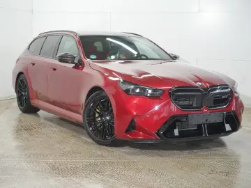 BMW M5 Touring xDrive CARBON BREMSE BOWERS & WILKINS