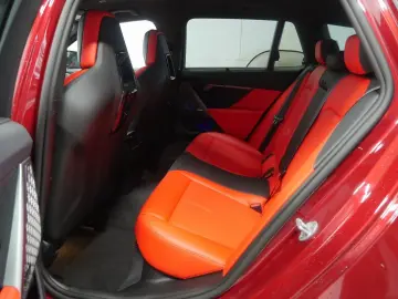 BMW M5 Touring xDrive CARBON BREMSE BOWERS & WILKINS