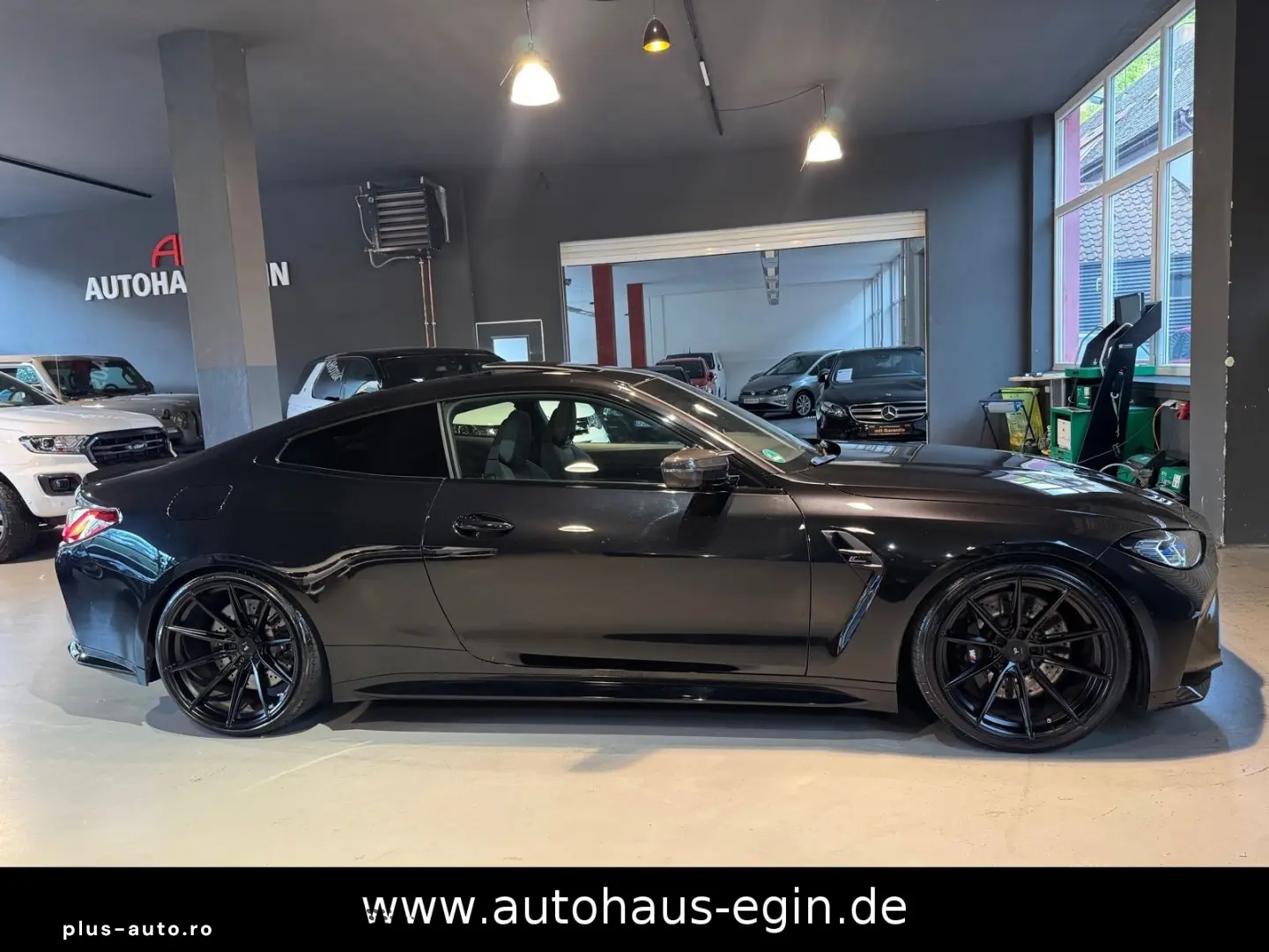 BMW M4 Baureihe M4 Coupe xDrive Competition Carbon