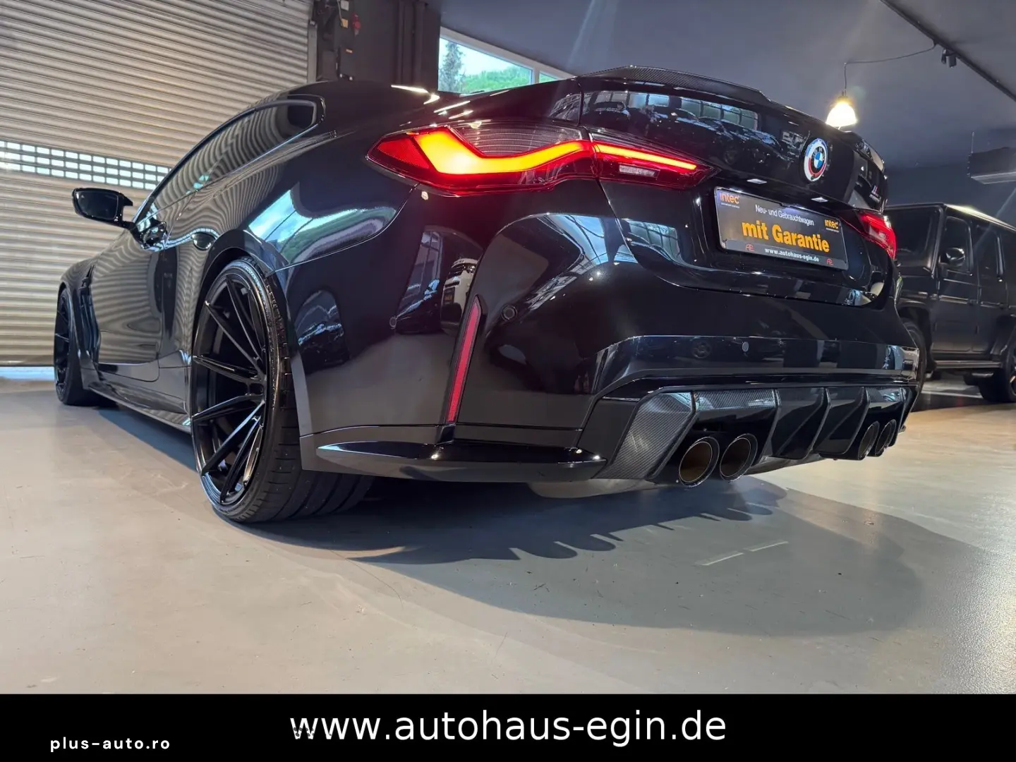 BMW M4 Baureihe M4 Coupe xDrive Competition Carbon