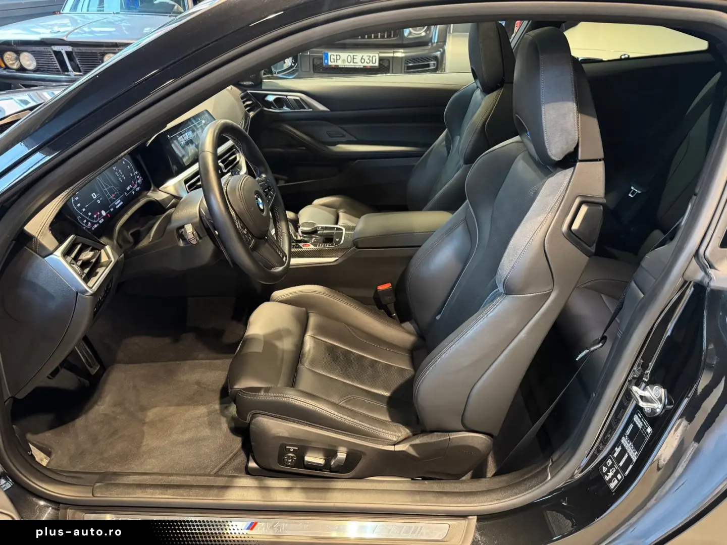 BMW M4 Baureihe M4 Coupe xDrive Competition Carbon