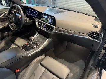 BMW M4 Baureihe M4 Coupe xDrive Competition Carbon