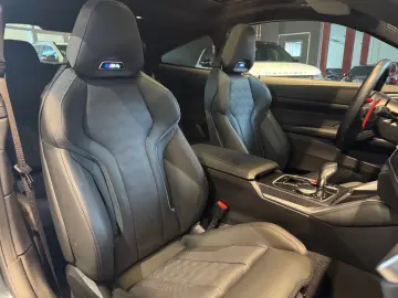 BMW M4 Baureihe M4 Coupe xDrive Competition Carbon