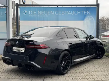 BMW M5 Limousine Carbon-Keramik B&W M-Drivers-Pack