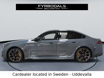 BMW M5 xDrive G90 727hp Ceramic B&W HUD Carbon  VAT