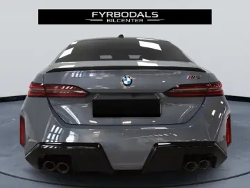 BMW M5 xDrive G90 727hp Ceramic B&W HUD Carbon  VAT