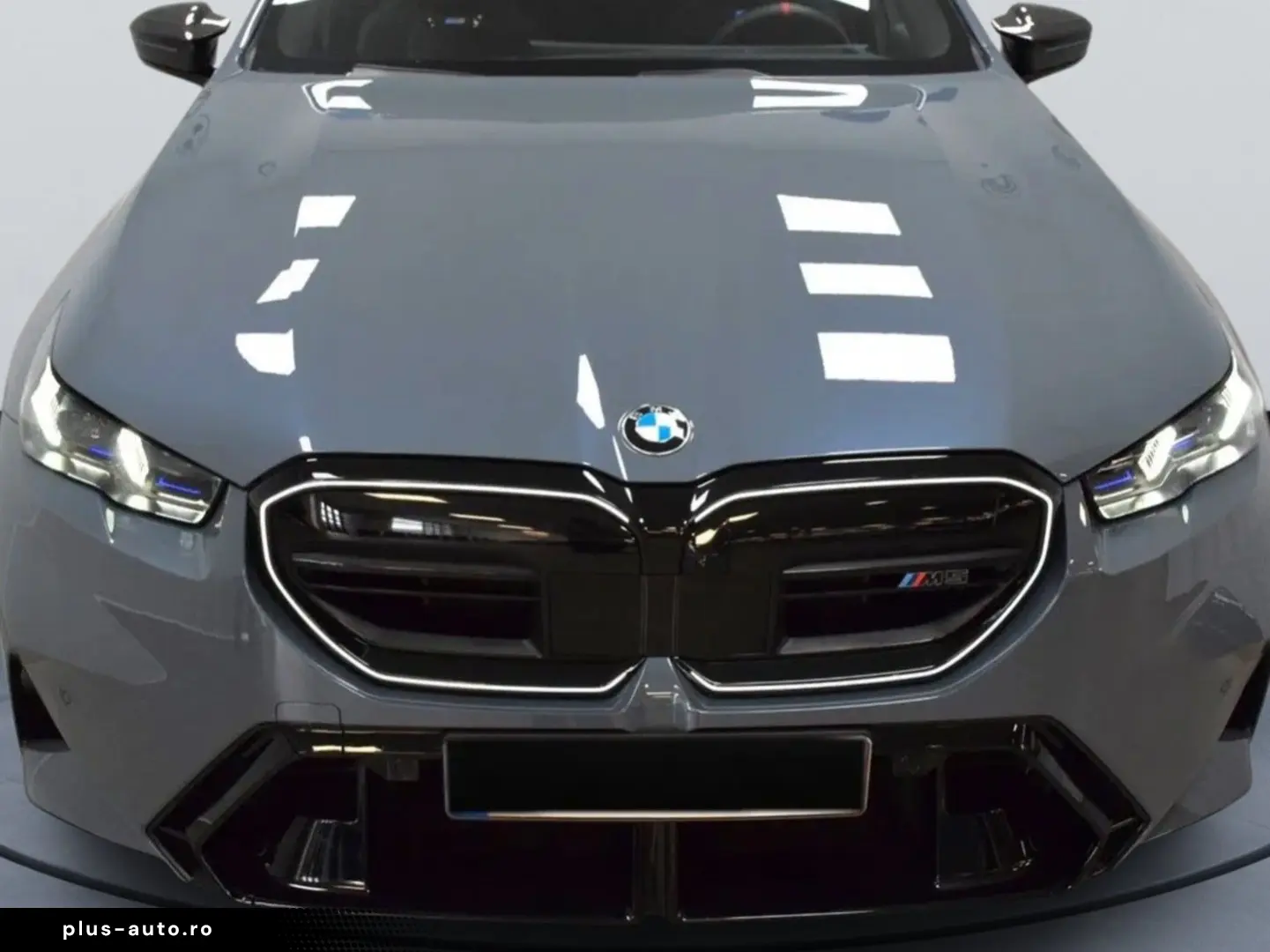 BMW M5 xDrive G90 727hp Ceramic B&W HUD Carbon  VAT