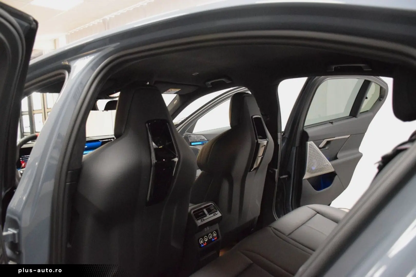 BMW M5 xDrive G90 727hp Ceramic B&W HUD Carbon  VAT