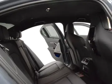 BMW M5 xDrive G90 727hp Ceramic B&W HUD Carbon  VAT