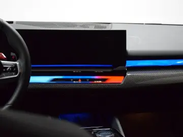 BMW M5 xDrive G90 727hp Ceramic B&W HUD Carbon  VAT