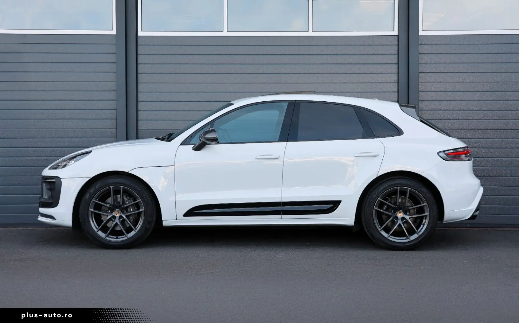 PORSCHE Macan T AWD
