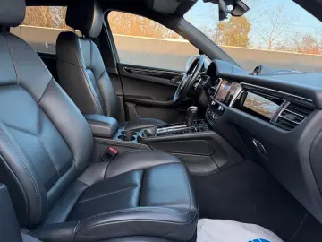 PORSCHE Macan 1.Hand LED Chrono Kamera