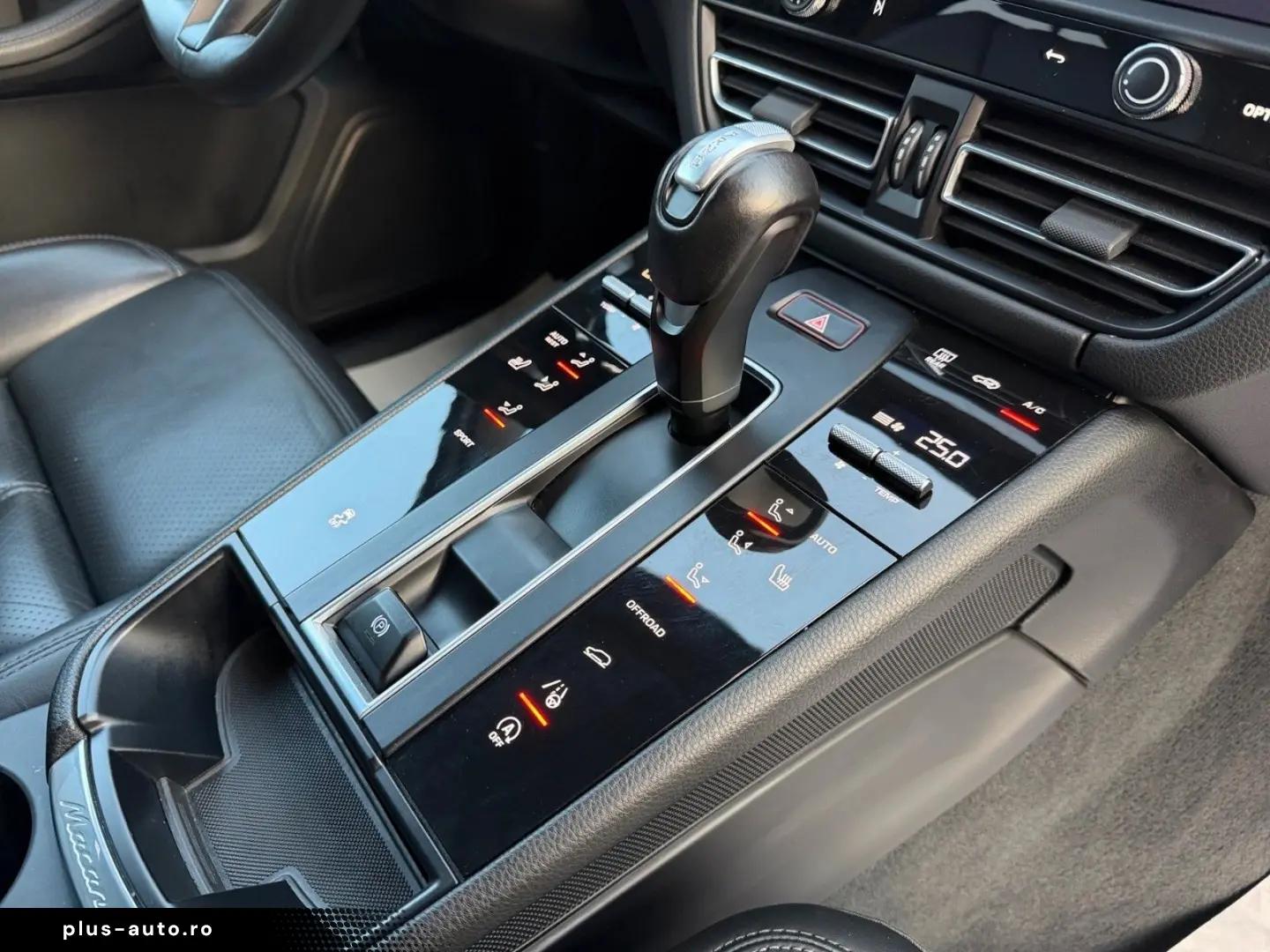 PORSCHE Macan 1.Hand LED Chrono Kamera