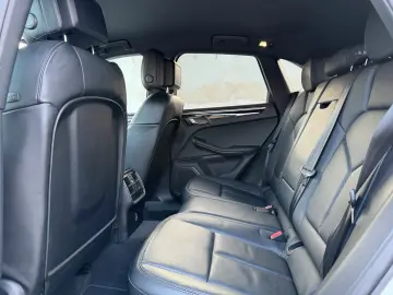 PORSCHE Macan 1.Hand LED Chrono Kamera