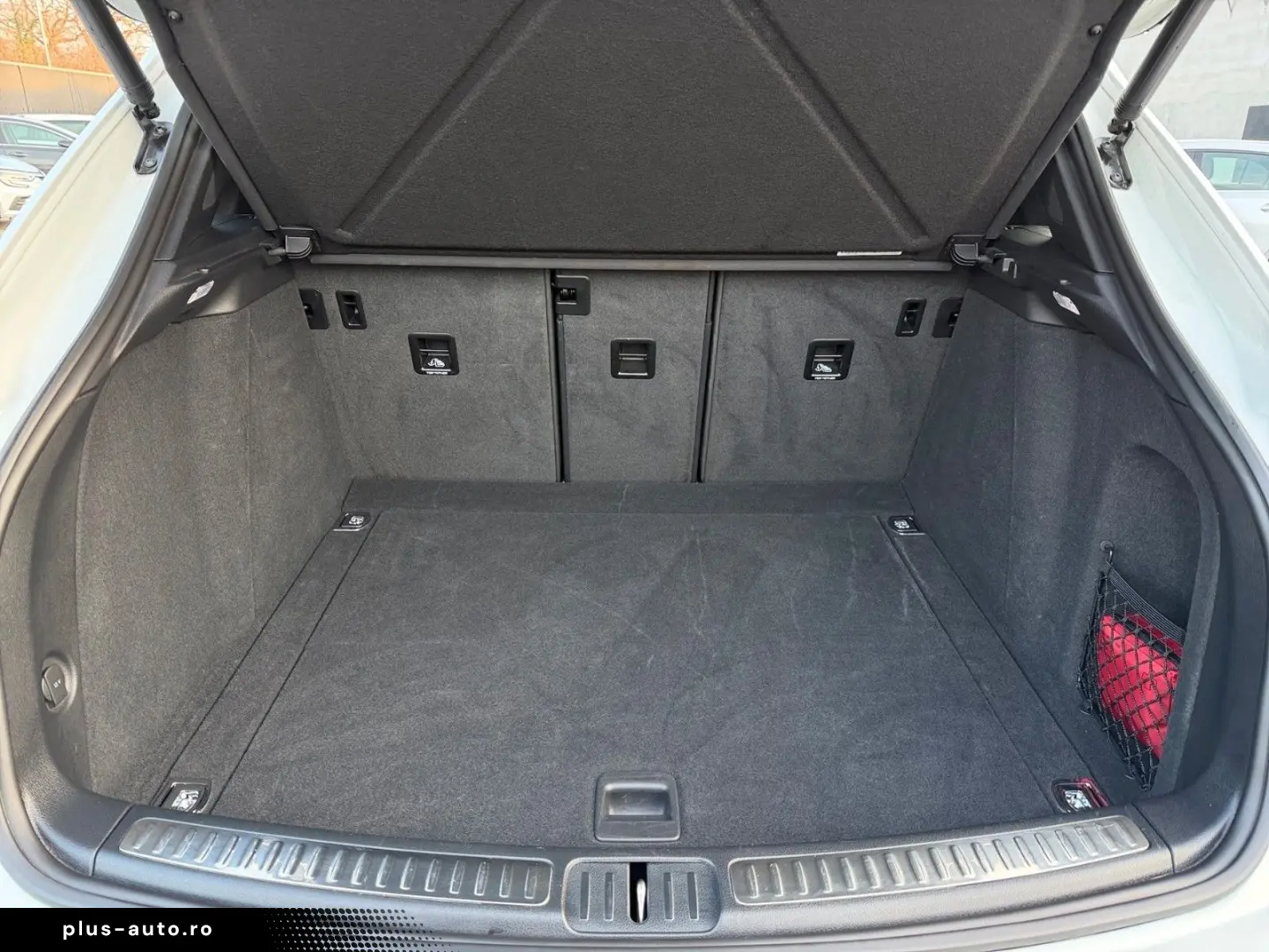 PORSCHE Macan 1.Hand LED Chrono Kamera