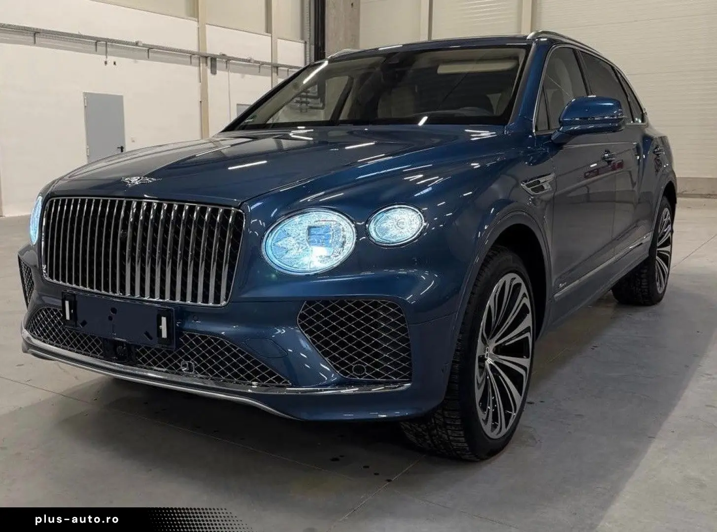 BENTLEY Bentayga 4.0 V8 EWB Azure 4WD Autom.